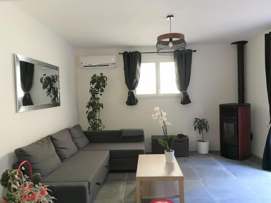 Petit Cocon Daire Courthézon Dış mekan fotoğraf